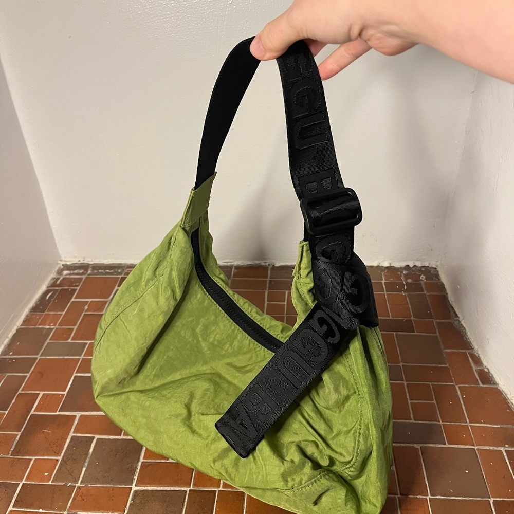 BAGGU Green Shoulder Bag